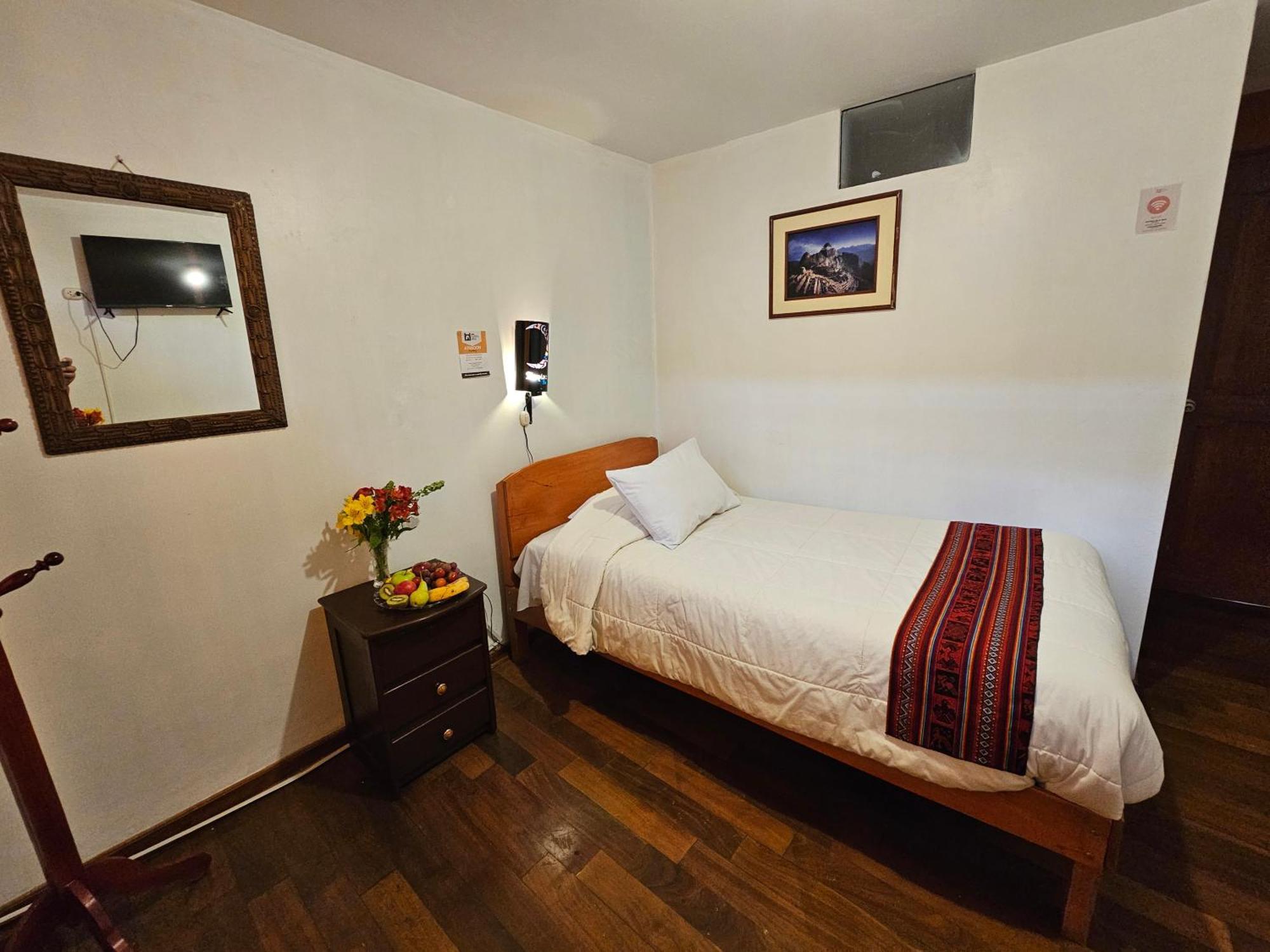 Hostal Con Vista A La Ciudad Santa Ana Куско Экстерьер фото